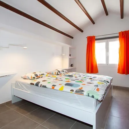 Casa Drago * Tías